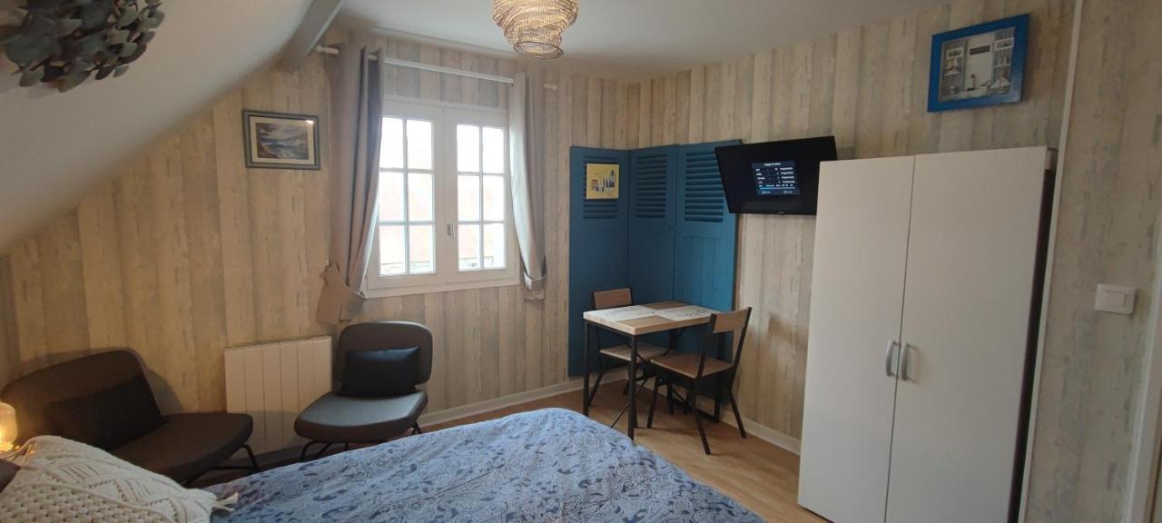 Curcy-sur-Orne L'Abrigit B&B 외부 사진